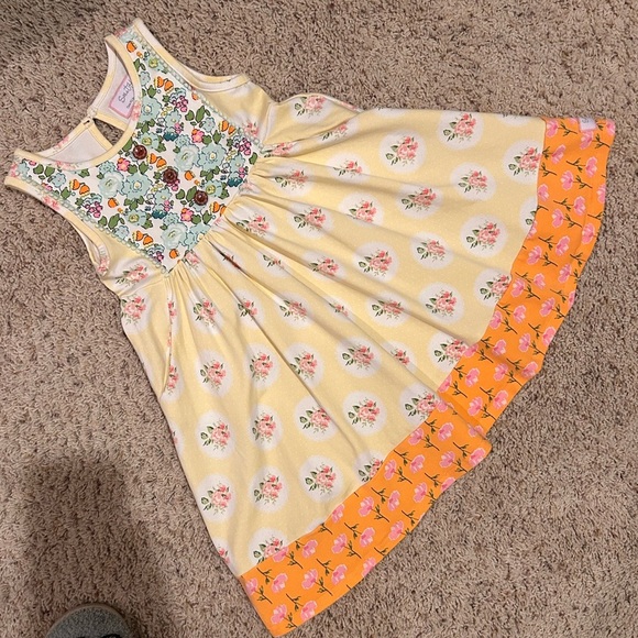 Sweet Honey Yellow Floral Sleeveless Dress with Pockets Girls Size 5 - Picture 12 of 16